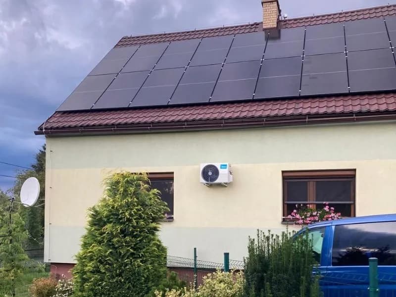 Klimatizace k Fotovoltaice, montáž ve Třinci - foto 1
